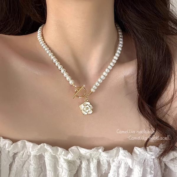 Elegant Korean Camellia Pendant Luxury Pearl For Girls.